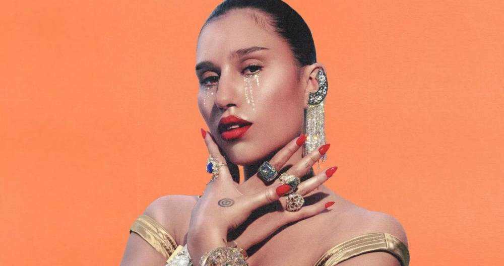 Raye is working with Beyonce on her next project Photograph