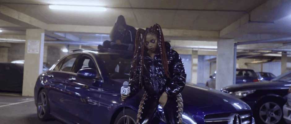 NEW @nadiarosemusic goes in on new 'Lightwork' freestyle! Photograph