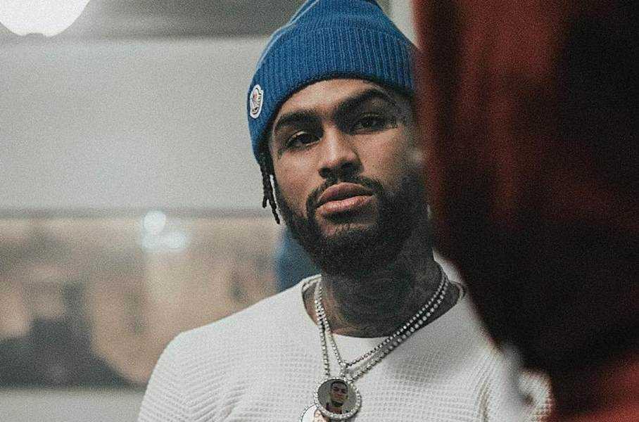 Dave East recruits Hip-Hop heavyweights for new LP Photograph
