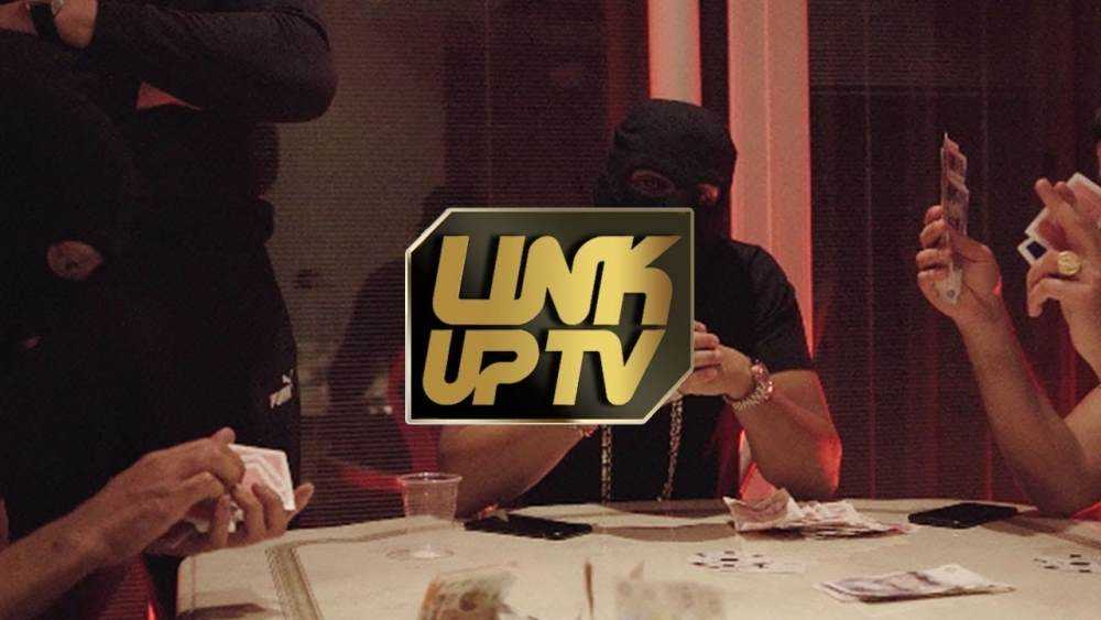 Riz 1ne Gives Us That Raw Rap On 'Trapstar' Photograph