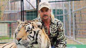  Donald Trump says he’ll “take a look” at pardoning a Joe Exotic Photograph