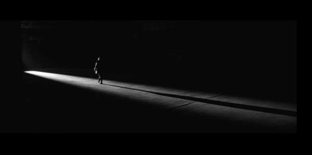 Aitch keeps it ‘Raw’ with bold new single  Photograph