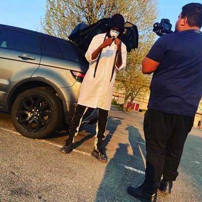 #LINKUPSFRIDAYFRESHNESS Docta Dee drops ‘Pull Up’ visuals Photograph