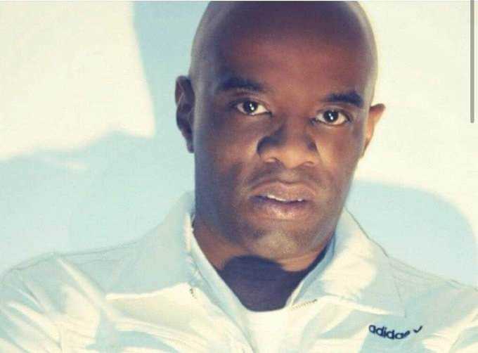 Award-Winning DJ Steve Sutherland has passed away  Photograph