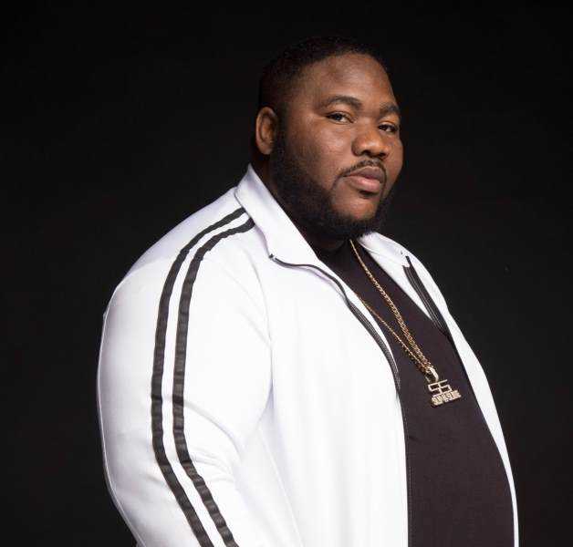 Mike Smiff: "That Title Represents My Mindset Movin Forward I’m Only Having Family in My inner circle.  Blood doesn’t make you family Loyalty does” speaks on fire new project “Family Business” Photograph