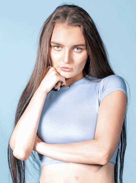 Alice Rowe releases brand new E.P 'Foreseen' Photograph