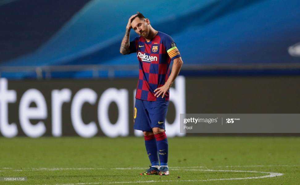 Lionel Messi officially asks to leave Barcelona! Photograph