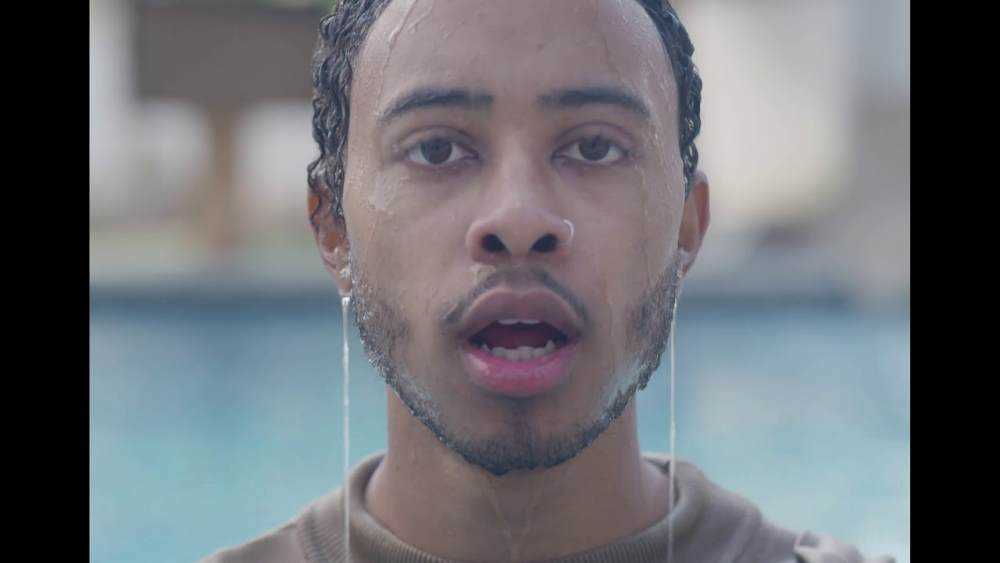 Tullis returns with a brand new video to latest single 'Careless'  Photograph