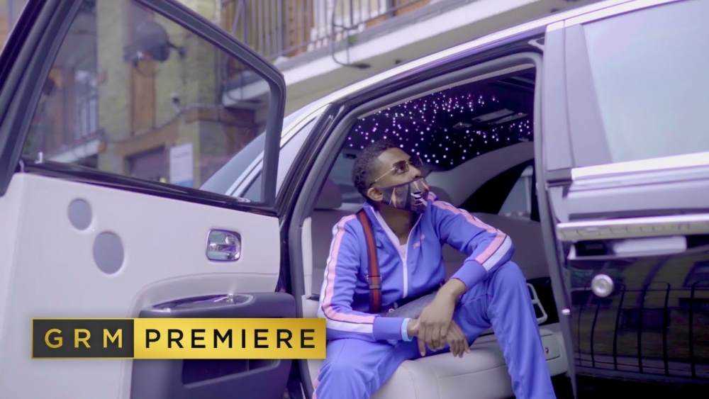 Alz presents stylish visuals to new track 'The game' Photograph