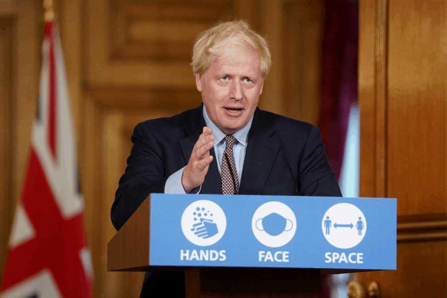 London and South-east plunge into tier 4 meaning Christmas mixing is banned  Photograph