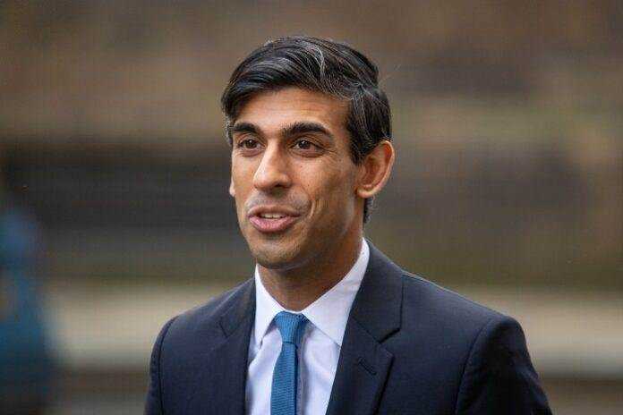 Rishi Sunak announces grant of up to £9,000 to save UK businesses in leisure and hospitality  Photograph