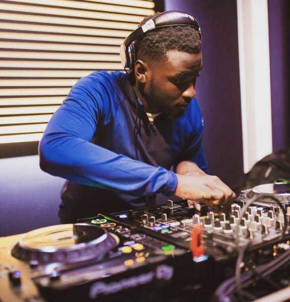 An insight into the influence of upcoming UK DJ Selecta YB Photograph