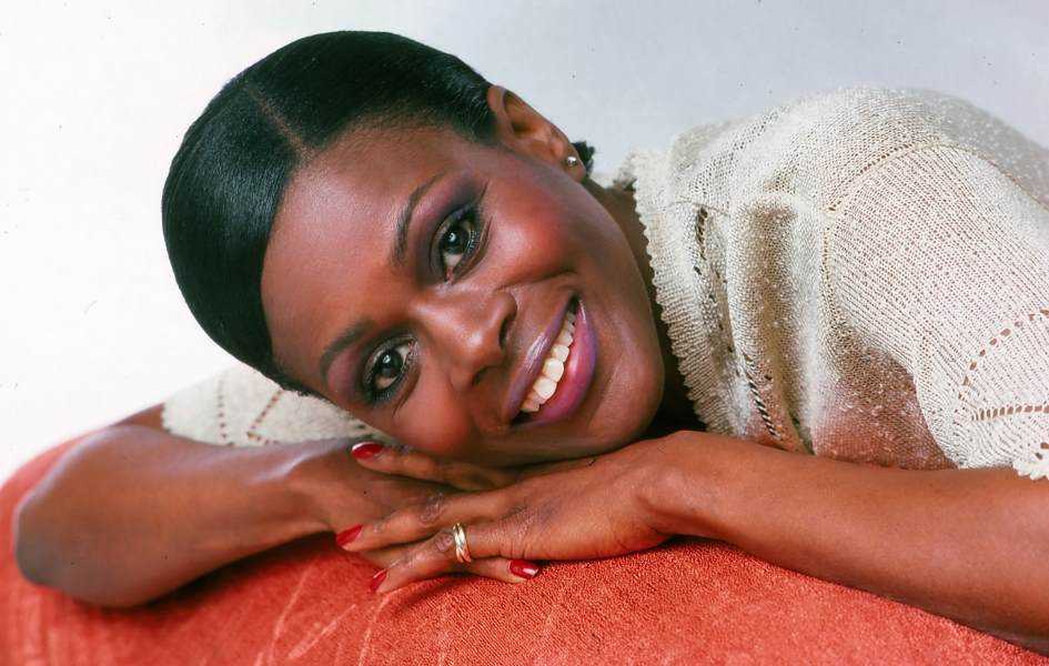 Pioneering actress Cicely Tyson passes away aged 96 Photograph