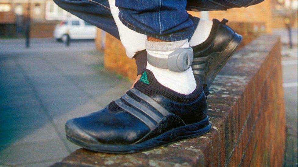 Thieves, robbers and burglars to be fitted with GPS tags Photograph