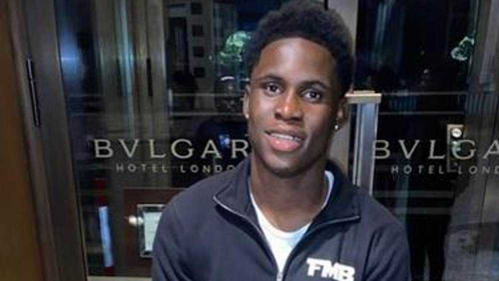 Folajimi Olubunmi-Adewole, who died  after jumping into the River Thames to save woman, is nominated for bravery award Photograph