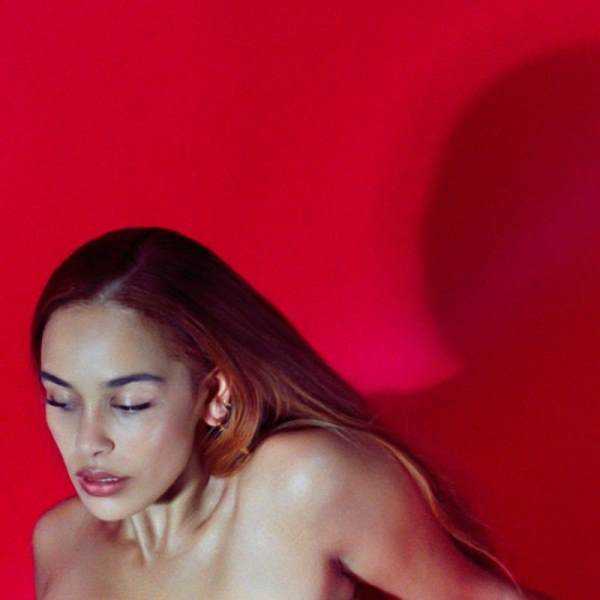 REVIEW: Jorja Smith reveals stunning brand new project 'Be Right Back' Photograph
