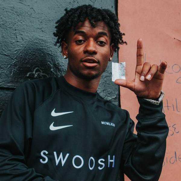Mooski unleashes brand new remix 'Trackstar' ft. Chris Brown, A Boogie Wit Da Hoodie and Yung Bleu  Photograph