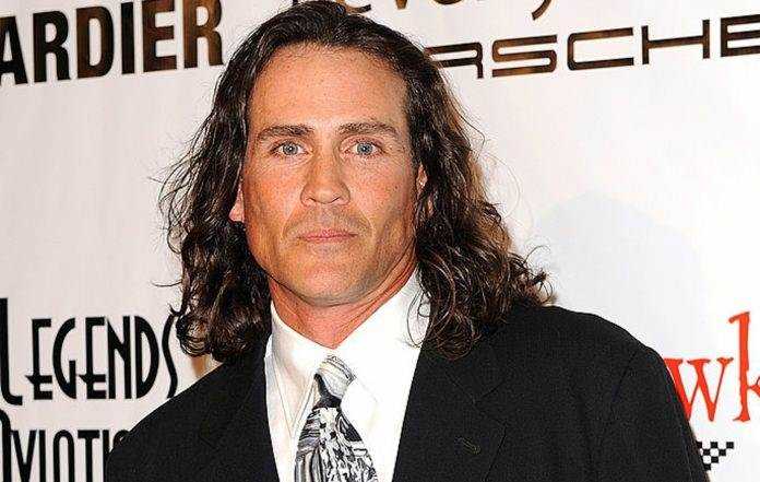 Victims of Tennessee plane crash include Tarzan actor Joe Lara Photograph