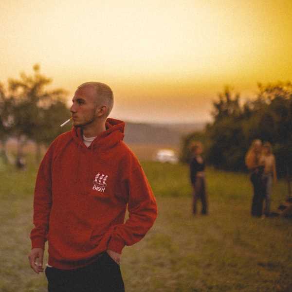 JAKOB releases new track ‘Carlee’ Photograph