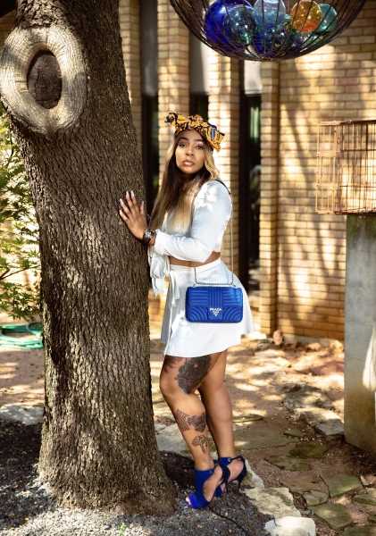 Tina Rix Unleashes Brand New Track 'Soul Weep' Photograph