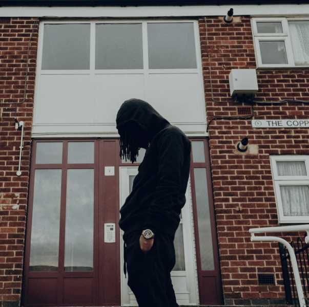 Stizee releases brand new track ‘Flight Mode’ Photograph